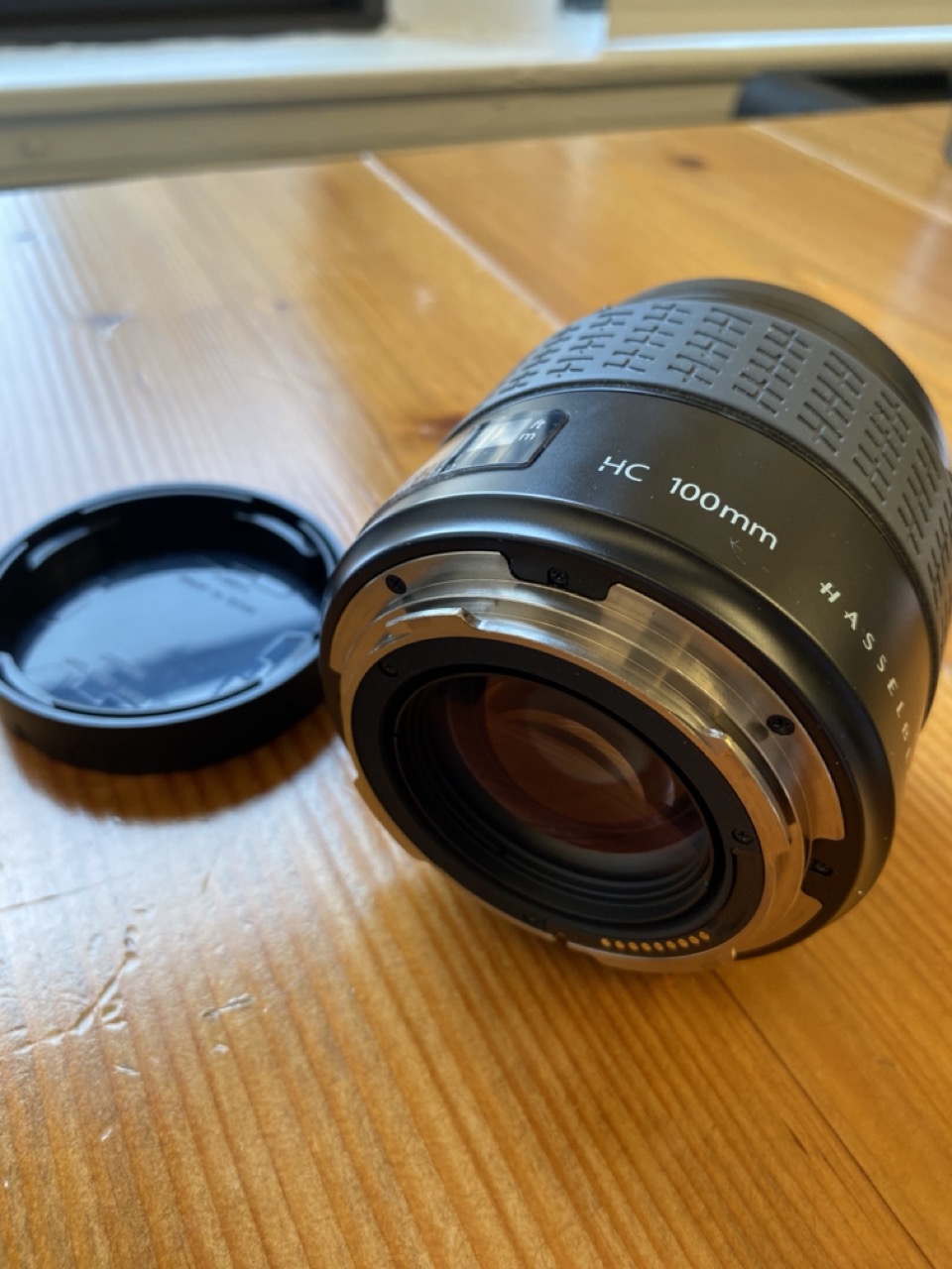 hasselblad hc 100mm f 2.2 lens